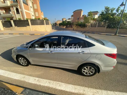 Hyundai Accent 2014 White Used for Sale - 5