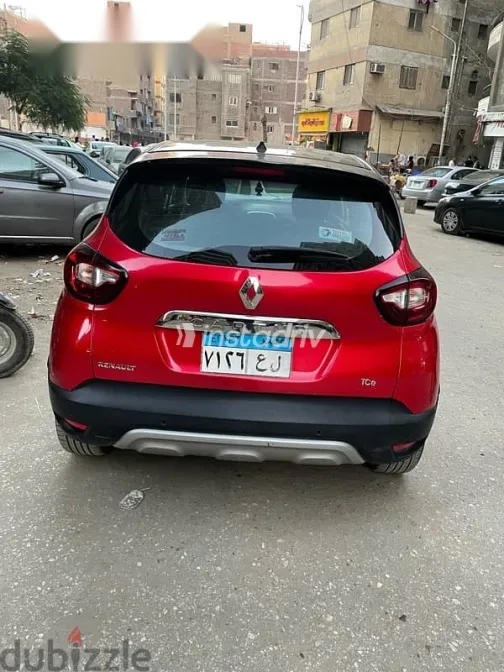Renault Captur 2019 Red Used for Sale - 3