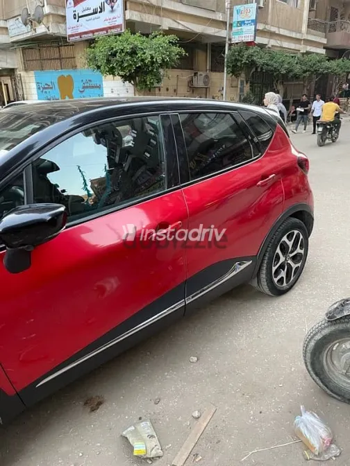 Renault Captur 2019 Red Used for Sale - 5