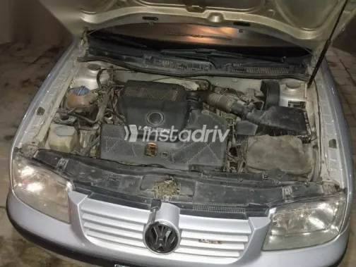 فولكس فاغن بورا 2000 فضي مستعملة للبيع - 5