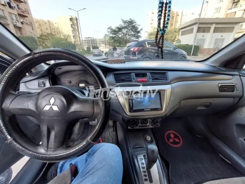 ميتسوبيشي لانسر 2007 ذهبي مستعملة للبيع - 10