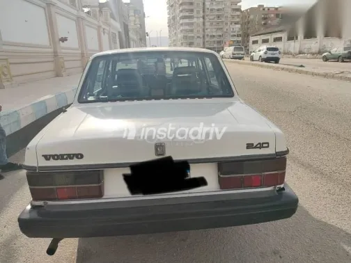 Volvo 240 1971 White Used for Sale - 1