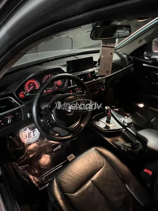 BMW 318 2018 White Used for Sale - 7