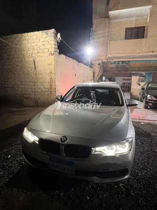 BMW 318 2018 White Used for Sale - 9