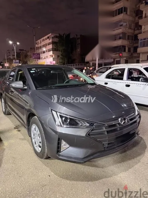 هيونداي إلنترا 2026 رمادي مستعملة للبيع - 6
