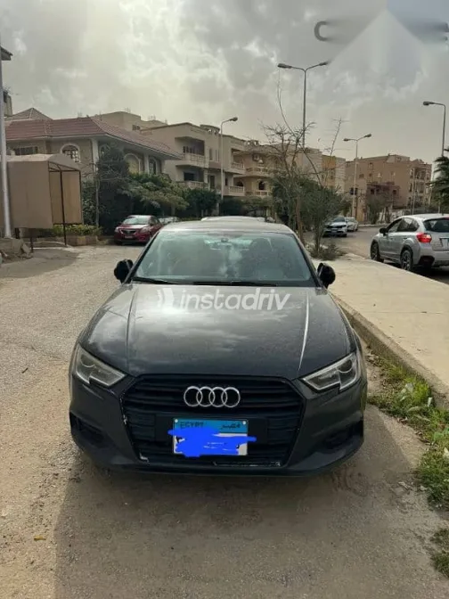 اودي A3 2019 رمادي مستعملة للبيع - 2