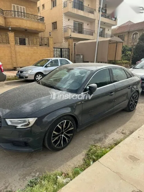 اودي A3 2019 رمادي مستعملة للبيع - 4