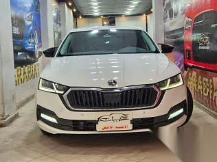 سكودا اوكتافيا 2021 أبيض مستعملة للبيع