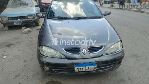 رينو ميجان 2001 فضي مستعملة للبيع - 5