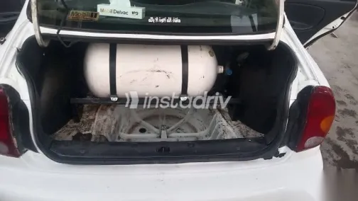 شيفروليه لانوس 2011 أبيض مستعملة للبيع - 3