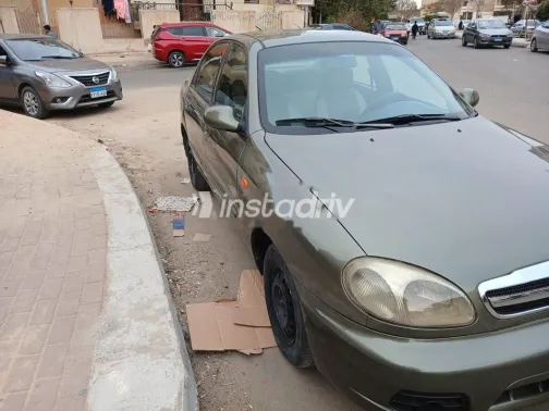 دايو لانوس 2 2005 أخضر مستعملة للبيع - 3