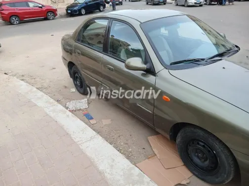 دايو لانوس 2 2005 أخضر مستعملة للبيع - 4