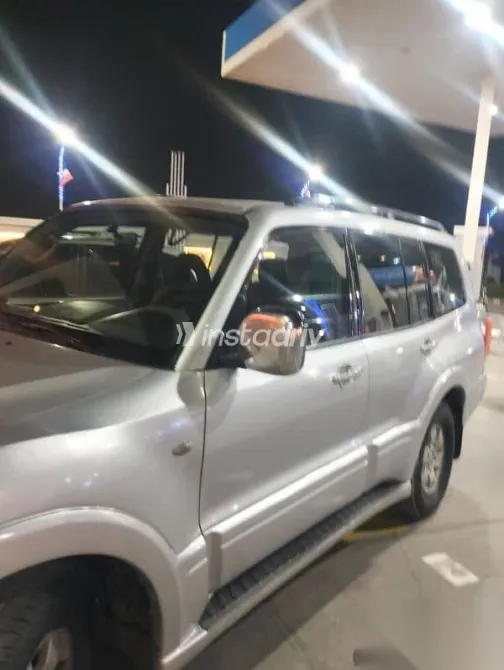 Mitsubishi Pajero 2003 Silver Used for Sale - 5