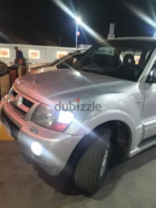 Mitsubishi Pajero 2003 Silver Used for Sale
