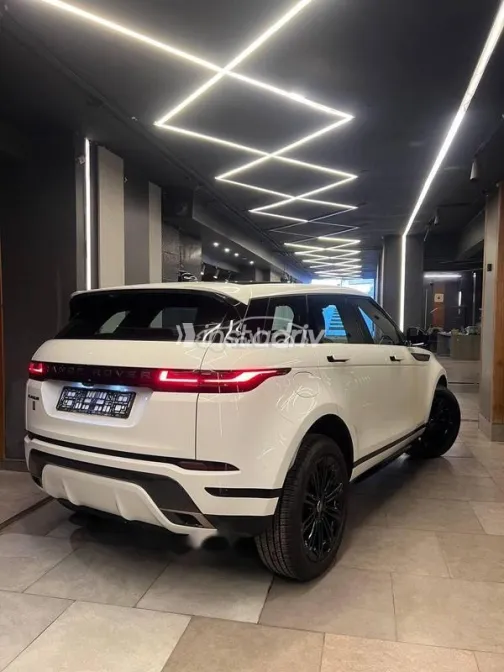 Land Rover Range Rover 2025 White Used for Sale - 1