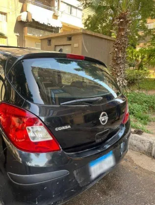 اوبل كورسا 2013 أبيض مستعملة للبيع