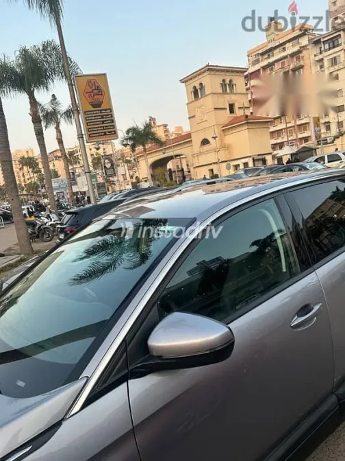 بيجو 3008 2021 فضي مستعملة للبيع - 4