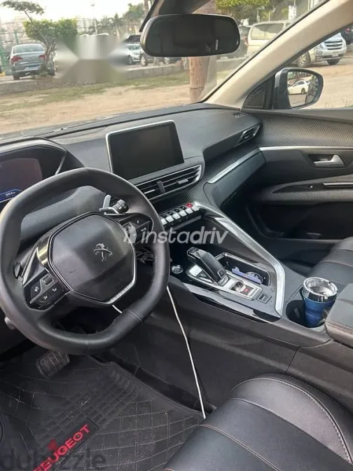 بيجو 3008 2021 فضي مستعملة للبيع - 5