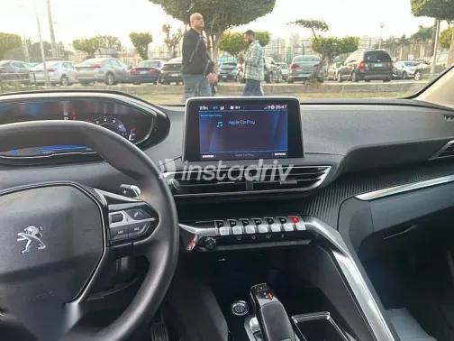 بيجو 3008 2021 فضي مستعملة للبيع - 6