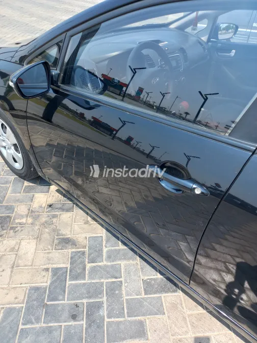 Kia Cerato 2018 White Used for Sale - 5