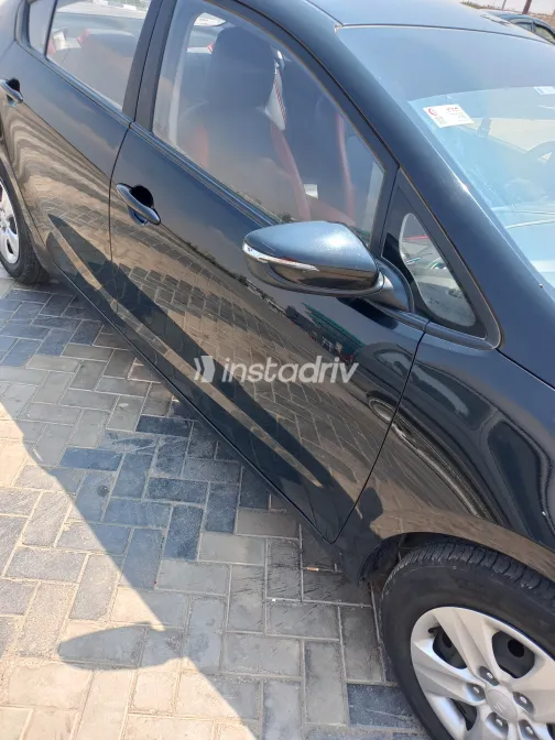 Kia Cerato 2018 White Used for Sale - 6