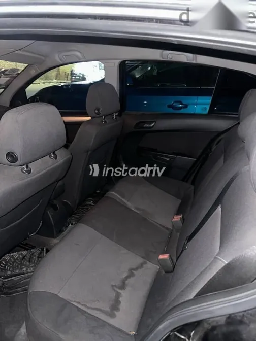 اوبل أسترا 2008 أسود مستعملة للبيع - 7