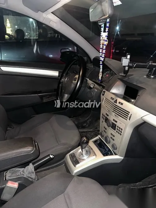 اوبل أسترا 2008 أسود مستعملة للبيع - 9