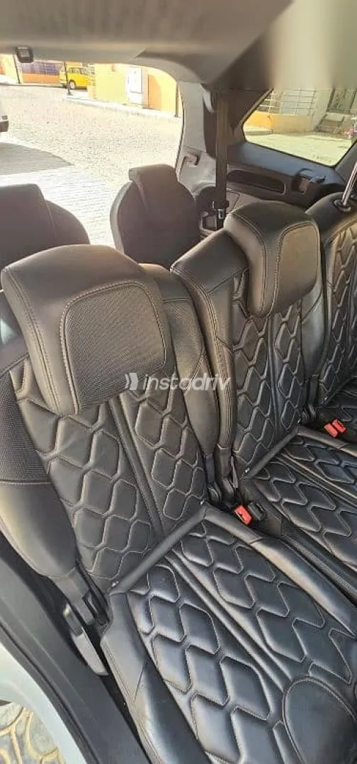 Peugeot 5008 2019 White Used for Sale - 6