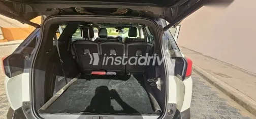 Peugeot 5008 2019 White Used for Sale - 8