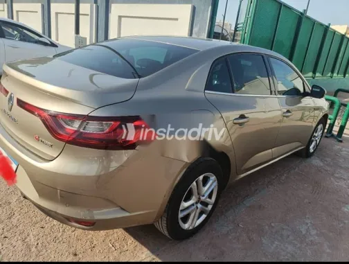 Renault Megane 2020 Gold Used for Sale - 7