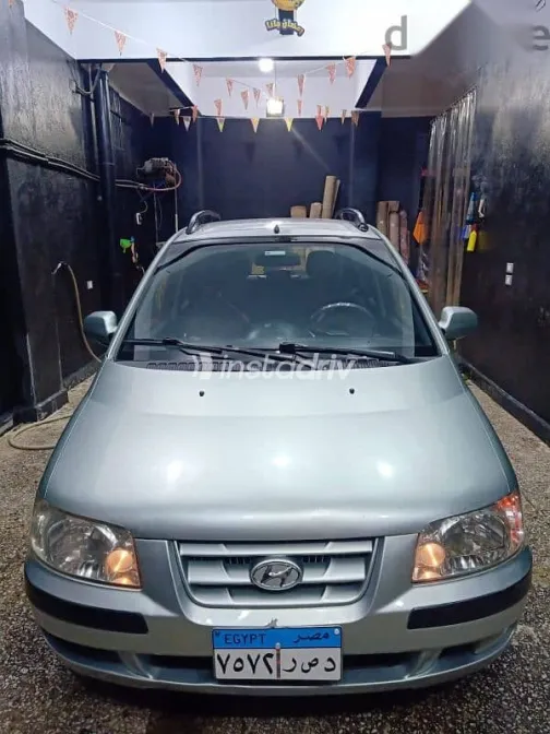 هيونداي ماتريكس 2003 فضي مستعملة للبيع - 1