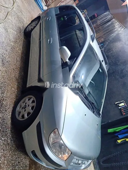 هيونداي ماتريكس 2003 فضي مستعملة للبيع - 4