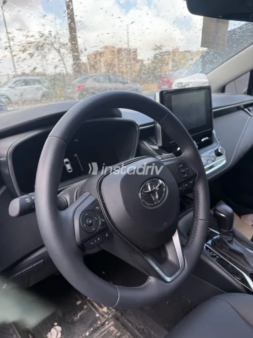 Toyota Corolla 2026 White Used for Sale - 2