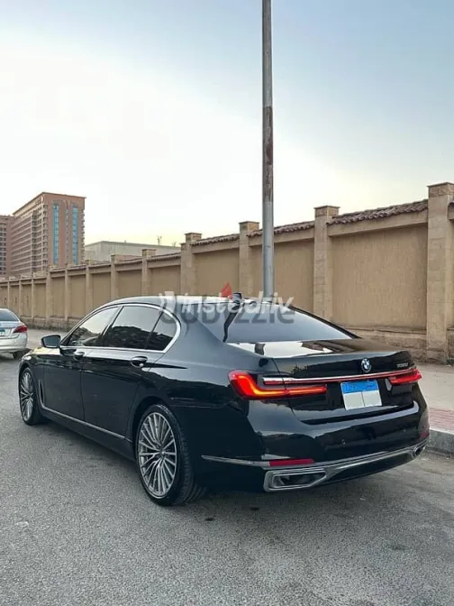 بي ام دبليو 730 2021 أسود مستعملة للبيع - 4