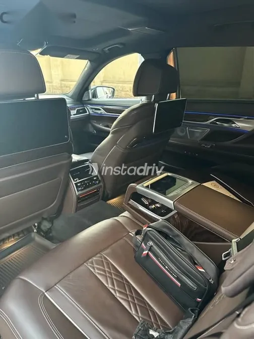 بي ام دبليو 730 2021 أسود مستعملة للبيع - 6