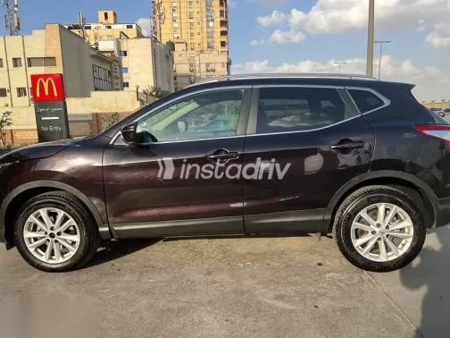 نيسان قشقاي 2017 بني مستعملة للبيع - 2