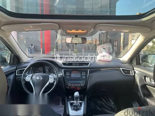 نيسان قشقاي 2017 بني مستعملة للبيع - 6