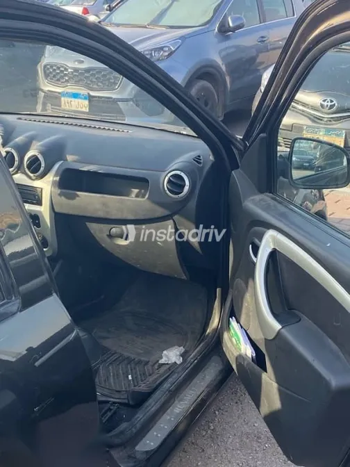 رينو لوجان 2012 أسود مستعملة للبيع - 8