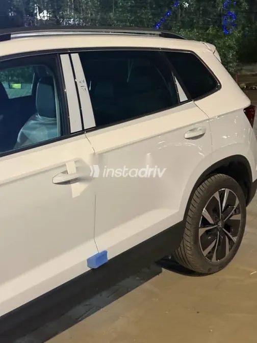 سكودا كاروك 2026 أبيض جديدة للبيع - 9