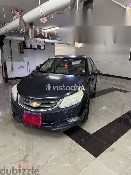 شيفروليه أوبترا 2019 أزرق غامق مستعملة للبيع - 2