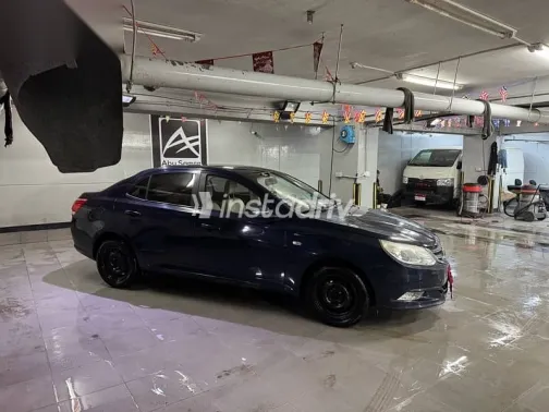 شيفروليه أوبترا 2019 أزرق غامق مستعملة للبيع - 4