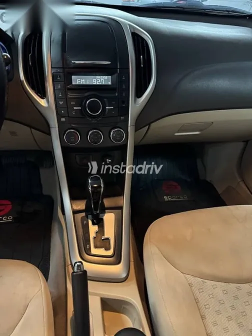 شيفروليه أوبترا 2019 أزرق غامق مستعملة للبيع - 8