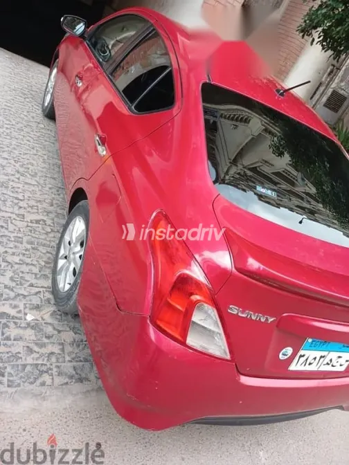 Nissan Sunny 2023 Red Used for Sale - 2