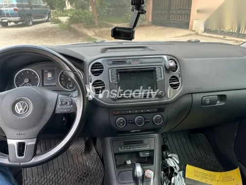 فولكس فاغن تيجون 2016 أزرق غامق مستعملة للبيع - 3