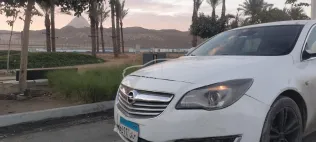 اوبل أنسيجنيا 2015 أبيض مستعملة للبيع