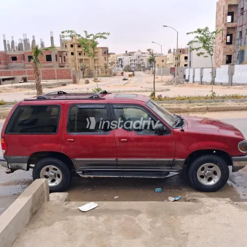 فورد اكسبلورر 1999 أحمر مستعملة للبيع - 5