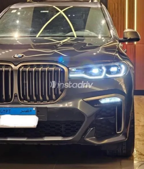 BMW X7 2020 Silver Used for Sale - 3