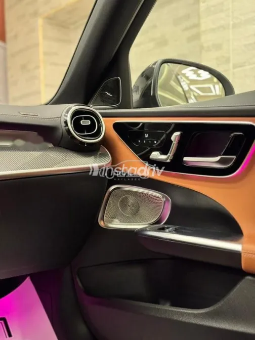 مرسيدس C 200 2024 أبيض مستعملة للبيع - 9