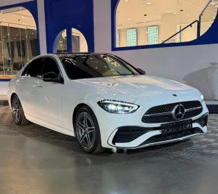 مرسيدس C 200 2024 أبيض مستعملة للبيع