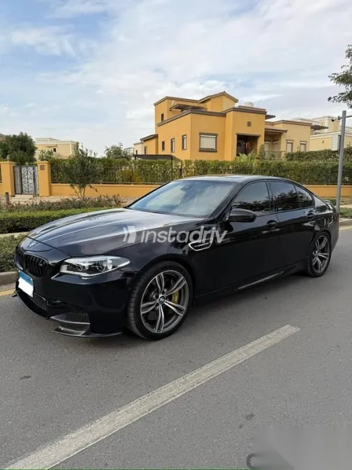 بي ام دبليو M5 2014 أسود مستعملة للبيع - 4